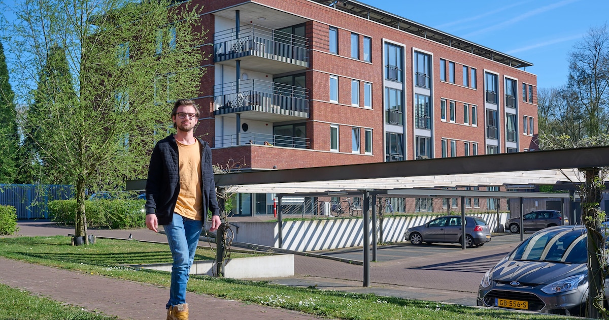 Sfârșitul golirii în De Novice: apartamente și pentru persoane fără nevoi de îngrijire